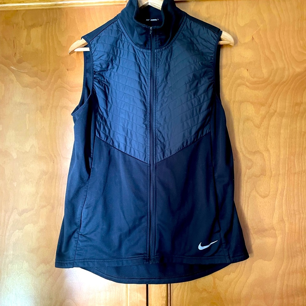 Nike running vest- Lg